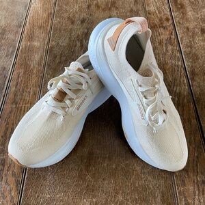 Brooks Glycerine; Women’s 8.5